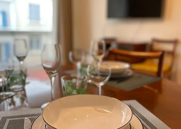 Le Joan Miro - 100m Des Thermes Vichy