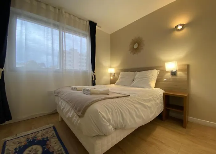 Apartament Le Joan Miro - 100m Des Thermes