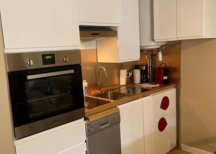 Le Joan Miro - 100m Des Thermes Vichy